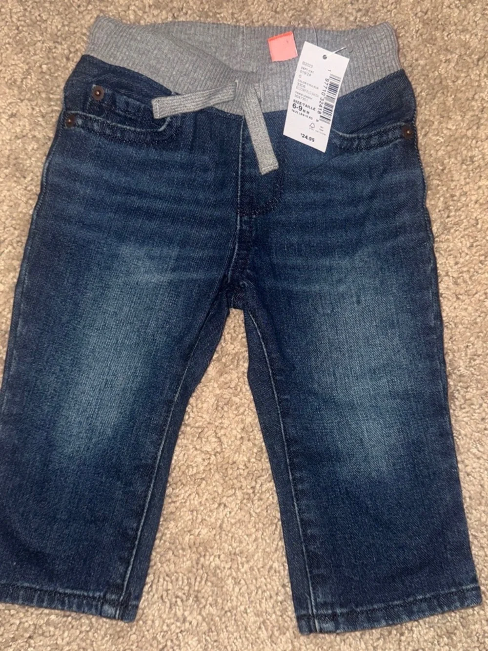 Red long sleeve top and navy blue jeans baby boy set - Picture 4 of 5